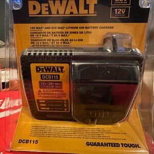DEWALT CHARGER DCB115
